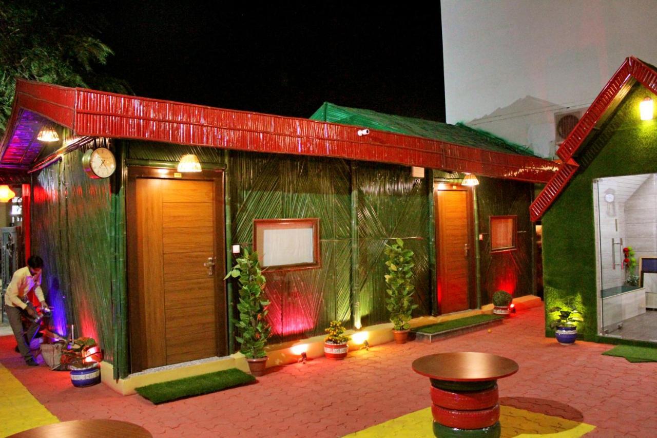 Hotel Bamboo Castle Jaipur Exterior photo